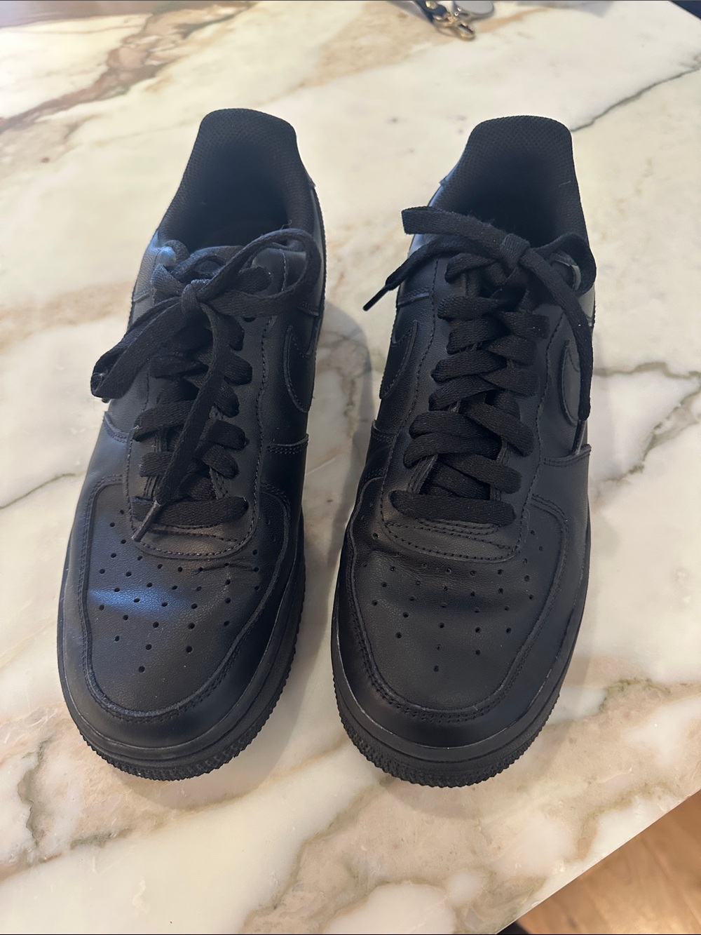 Nike Black Low-Top Leather Sneakers